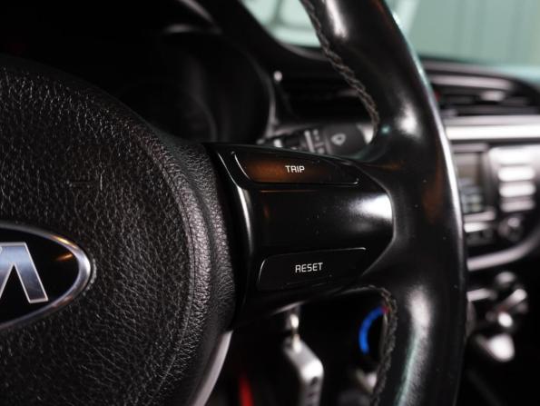 Kia Rio IV с пробегом 2017 года, цена 1 469 000 рублей, 90813 км, седан, Автокод Объявления
