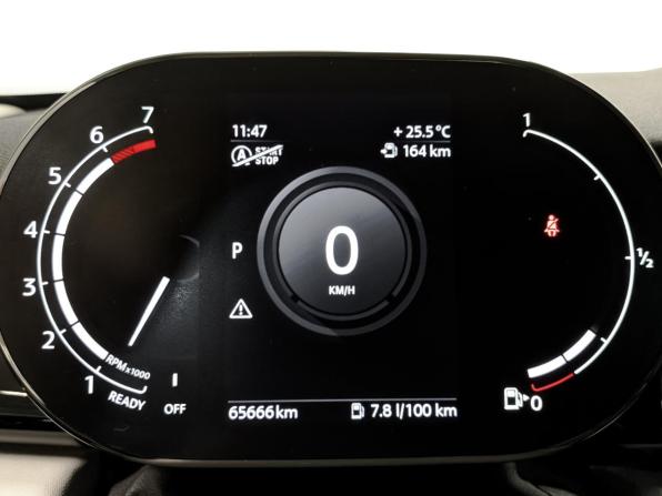 Mini Hatch III (F55/F56) Рестайлинг с пробегом 2021 года, цена 2 950 000 рублей, 65664 км, хэтчбек, Автокод Объявления