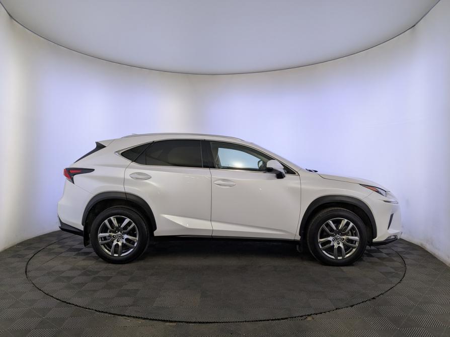 Lexus NX I Рестайлинг Москва  - изображение 4