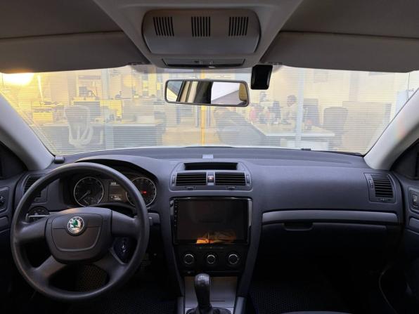 Skoda Octavia II (A5) Рестайлинг с пробегом 2012 года, цена 1 055 000 рублей, 115839 км, лифтбек, Автокод Объявления