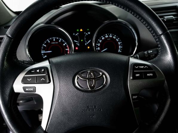 Toyota Highlander II (XU40) Рестайлинг с пробегом 2012 года, цена 1 884 000 рублей, 135054 км, внедорожник, Автокод Объявления