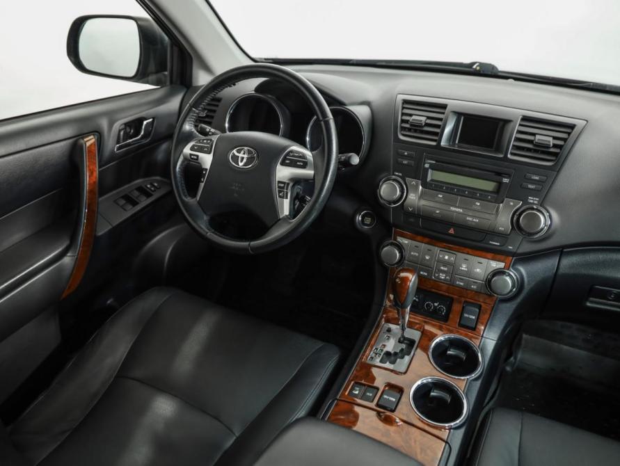 Toyota Highlander II (XU40) Рестайлинг Санкт-Петербург  - изображение 9