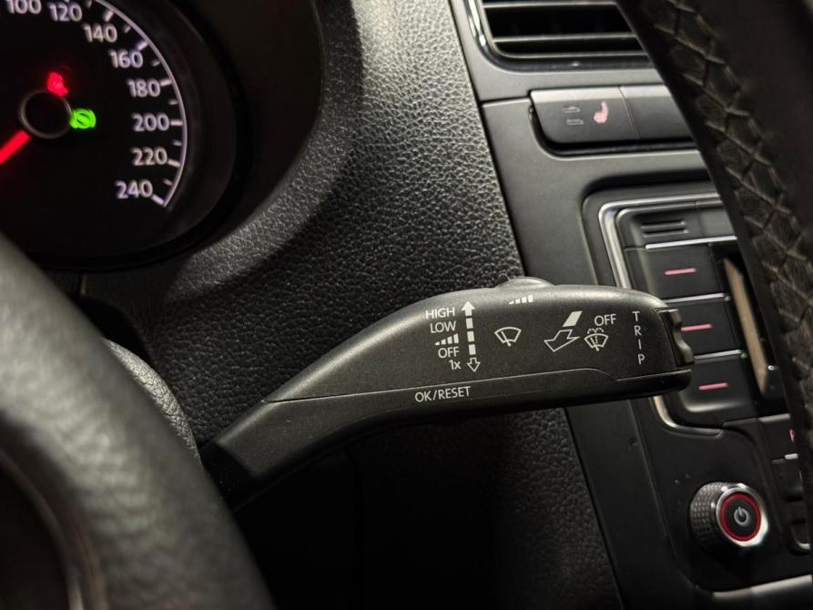 Volkswagen Polo V Рестайлинг Челябинск  - изображение 18