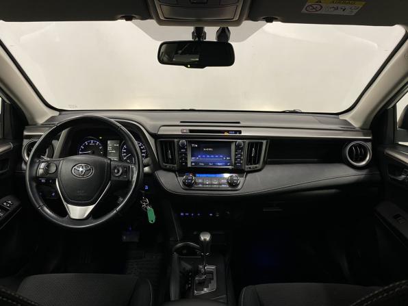 Toyota RAV4 IV (XA40) Рестайлинг с пробегом 2017 года, цена 2 429 000 рублей, 120149 км, внедорожник, Автокод Объявления