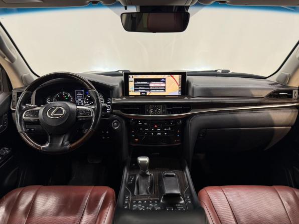 Lexus LX III Рестайлинг 2 с пробегом 2016 года, цена 6 300 000 рублей, 282400 км, внедорожник, Автокод Объявления