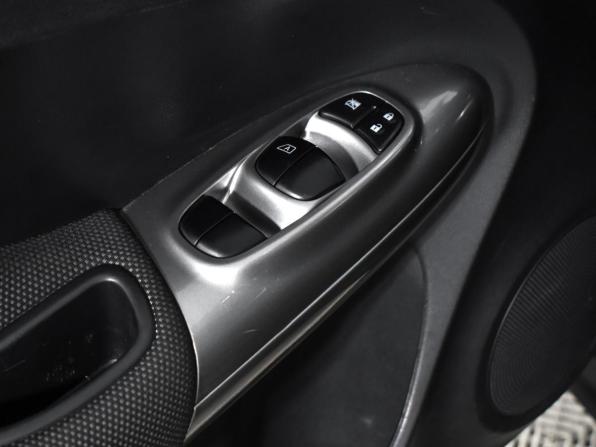 Nissan Juke I с пробегом 2012 года, цена 1 050 000 рублей, 78000 км, внедорожник, Автокод Объявления