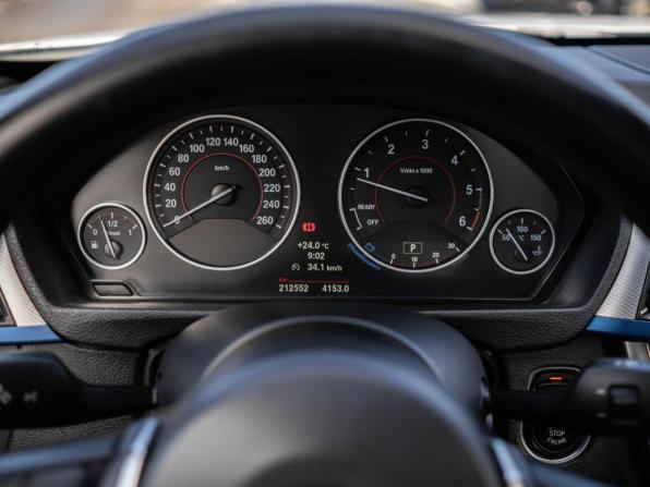 BMW 3 серии VI (F3x) с пробегом 2013 года, цена 2 099 000 рублей, 212552 км, седан, Автокод Объявления