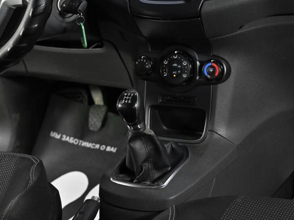 Ford Fiesta Mk6 Рестайлинг с пробегом 2013 года, цена 599 000 рублей, 112000 км, хэтчбек, Автокод Объявления