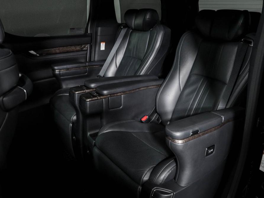 Toyota Alphard III Рестайлинг Москва  - изображение 11