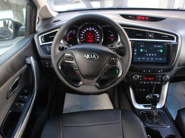 Kia Ceed II Рестайлинг с пробегом 2018 года, цена 1 087 700 рублей, 216000 км, универсал, Автокод Объявления