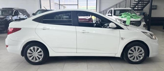 Hyundai Solaris I с пробегом 2011 года, цена 699 000 рублей, 283500 км, седан, Автокод Объявления