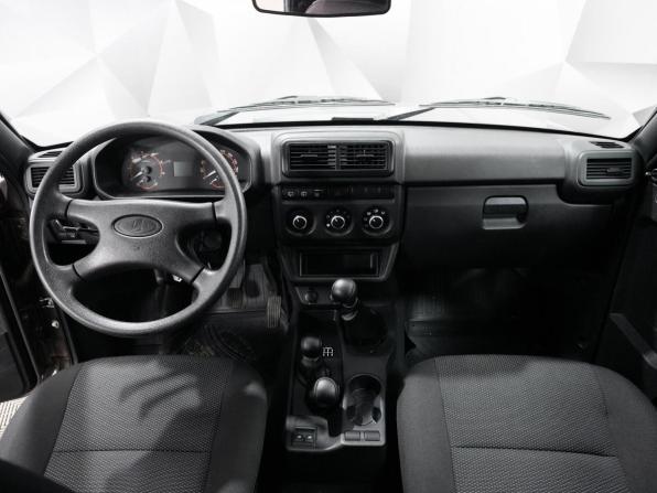 Lada (ВАЗ) Niva Legend с пробегом 2024 года, цена 989 000 рублей, 8000 км, внедорожник, Автокод Объявления