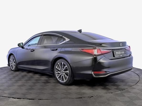 Lexus ES VII с пробегом 2018 года, цена 2 800 000 рублей, 227838 км, седан, Автокод Объявления