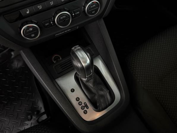 Volkswagen Jetta VI Рестайлинг с пробегом 2014 года, цена 1 249 000 рублей, 190000 км, седан, Автокод Объявления