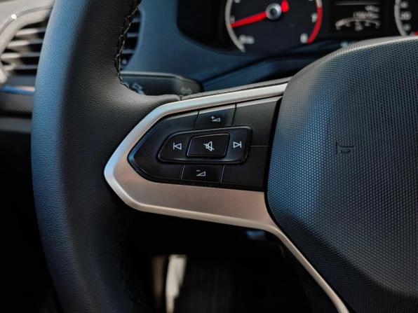 Volkswagen Polo VI с пробегом 2020 года, цена 1 320 000 рублей, 179649 км, лифтбек, Автокод Объявления