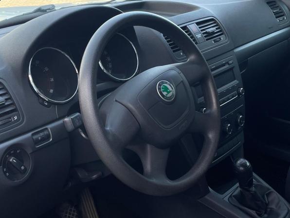 Skoda Yeti I с пробегом 2013 года, цена 825 000 рублей, 124554 км, внедорожник, Автокод Объявления