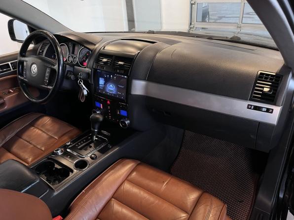 Volkswagen Touareg I с пробегом 2005 года, цена 768 000 рублей, 322443 км, внедорожник, Автокод Объявления