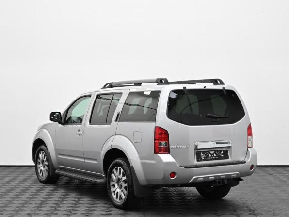 Nissan Pathfinder III Рестайлинг с пробегом 2011 года, цена 1 099 000 рублей, 101000 км, внедорожник, Автокод Объявления