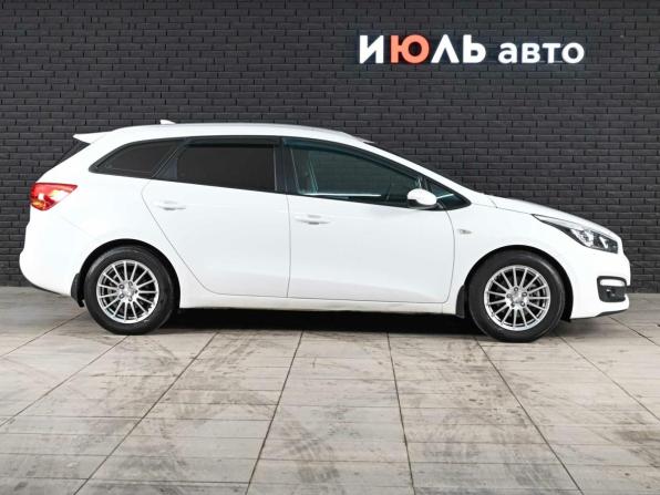 Kia Ceed II Рестайлинг с пробегом 2018 года, цена 1 420 000 рублей, 156466 км, универсал, Автокод Объявления