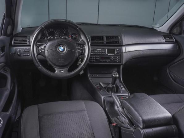 BMW 3 серии IV (E46) Рестайлинг с пробегом 2005 года, цена 929 000 рублей, 299302 км, универсал, Автокод Объявления