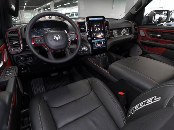 Ram 1500 V Рестайлинг с пробегом 2025 года, цена 9 300 000 рублей, 70 км, пикап, Автокод Объявления
