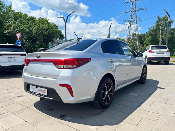Kia Rio IV с пробегом 2017 года, цена 1 261 200 рублей, 90000 км, седан, Автокод Объявления