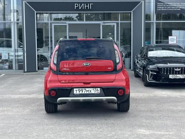 Kia Soul II Рестайлинг с пробегом 2017 года, цена 1 298 000 рублей, 122000 км, хэтчбек, Автокод Объявления