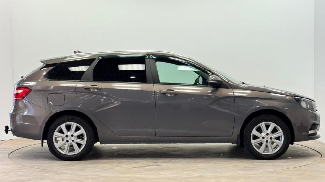 Lada (ВАЗ) Vesta I с пробегом 2020 года, цена 1 060 000 рублей, 118296 км, универсал, Автокод Объявления