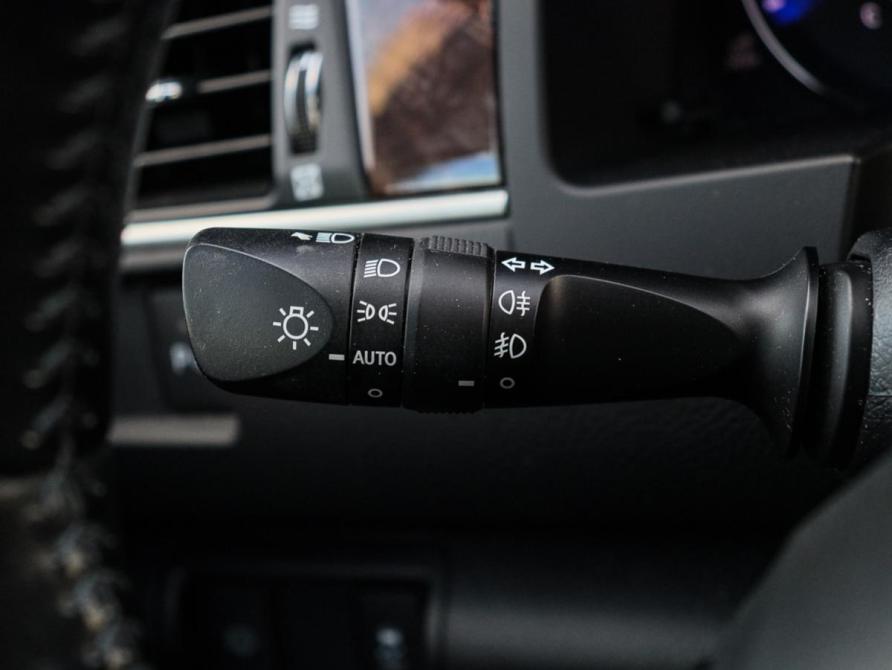 Toyota Camry VII (XV50) Рестайлинг Москва  - изображение 26