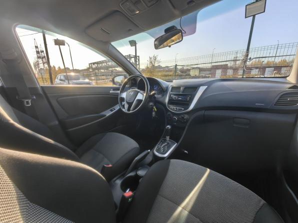 Hyundai Solaris I с пробегом 2013 года, цена 529 000 рублей, 382000 км, седан, Автокод Объявления