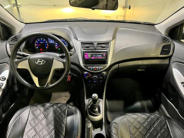 Hyundai Solaris I с пробегом 2014 года, цена 749 000 рублей, 187744 км, седан, Автокод Объявления