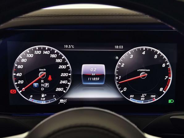 Mercedes-Benz Maybach S-Класс I (X222) Рестайлинг с пробегом 2017 года, цена 6 599 000 рублей, 111802 км, седан, Автокод Объявления