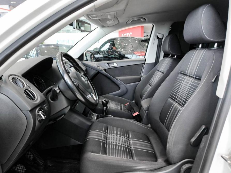 Volkswagen Tiguan I Рестайлинг Казань  - изображение 20