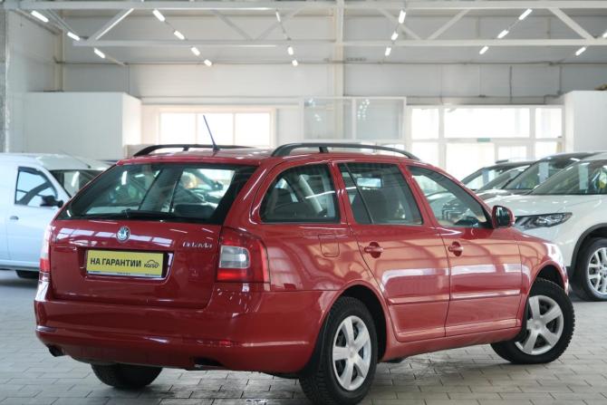 Skoda Octavia II (A5) Рестайлинг с пробегом 2012 года, цена 879 000 рублей, 254000 км, универсал, Автокод Объявления
