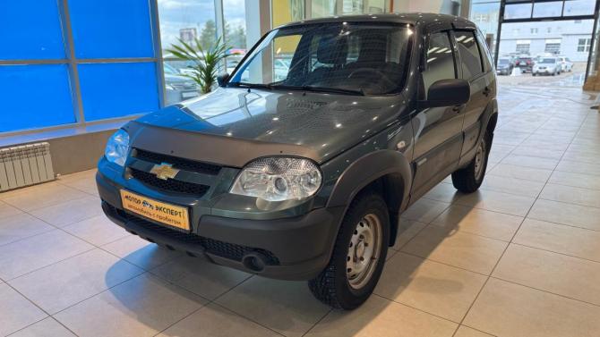 Chevrolet Niva I Рестайлинг с пробегом 2015 года, цена 535 000 рублей, 165825 км, внедорожник, Автокод Объявления