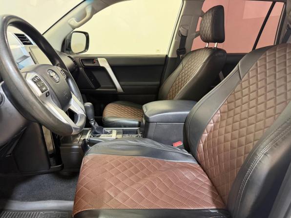 Toyota Land Cruiser Prado 150 Series Рестайлинг 1 с пробегом 2016 года, цена 3 270 000 рублей, 311380 км, внедорожник, Автокод Объявления