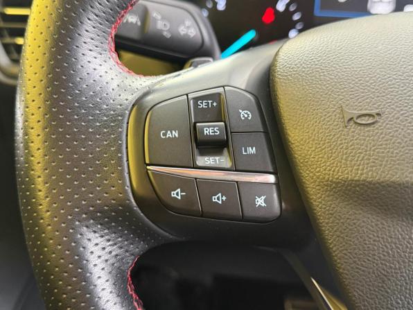 Ford Focus IV Рестайлинг с пробегом 2021 года, цена 1 649 000 рублей, 78000 км, универсал, Автокод Объявления