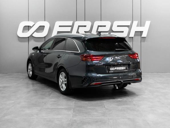 Kia Ceed III с пробегом 2020 года, цена 1 719 000 рублей, 204671 км, универсал, Автокод Объявления