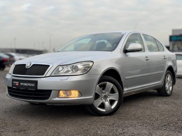 Skoda Octavia II (A5) Рестайлинг с пробегом 2010 года, цена 665 000 рублей, 210000 км, лифтбек, Автокод Объявления