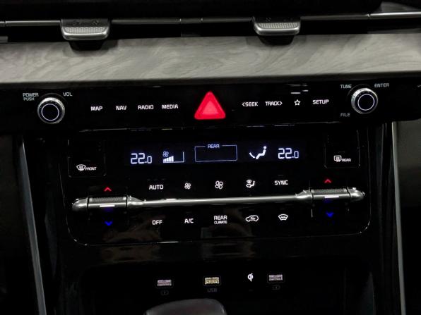 Kia Carnival IV с пробегом 2023 года, цена 4 250 000 рублей, 88000 км, минивэн, Автокод Объявления