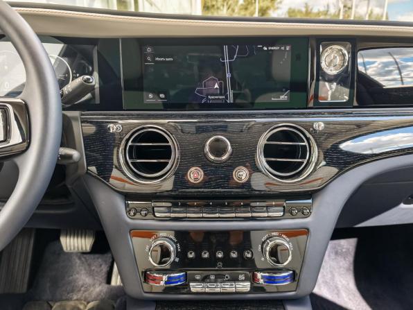 Rolls-Royce Ghost II Рестайлинг (Series II) с пробегом 2024 года, цена 54 000 000 рублей, 2882 км, седан, Автокод Объявления
