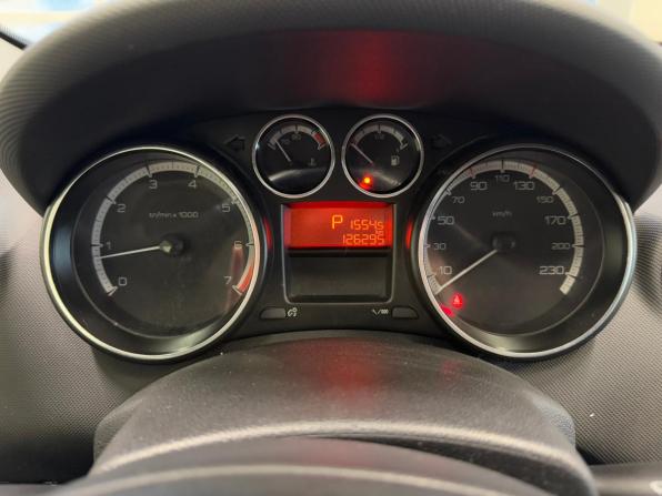 Peugeot 308 I Рестайлинг с пробегом 2011 года, цена 570 000 рублей, 126000 км, хэтчбек, Автокод Объявления