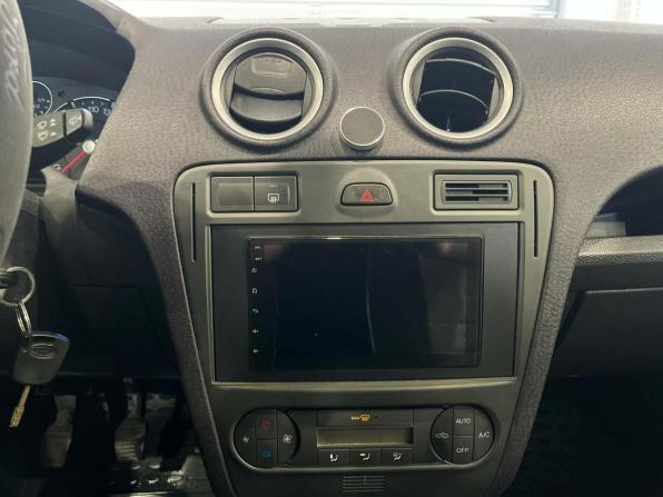 Ford Fusion I Рестайлинг с пробегом 2008 года, цена 415 000 рублей, 167684 км, хэтчбек, Автокод Объявления