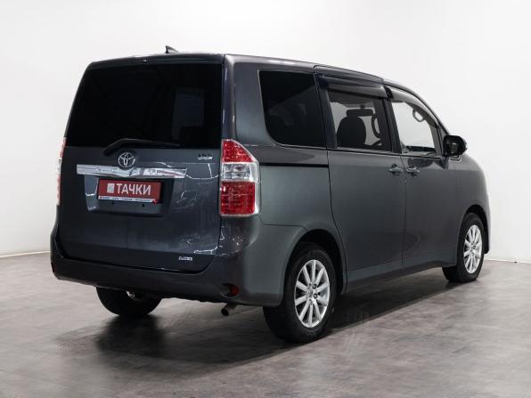 Toyota Noah II (R70) с пробегом 2009 года, цена 1 345 000 рублей, 212990 км, минивэн, Автокод Объявления