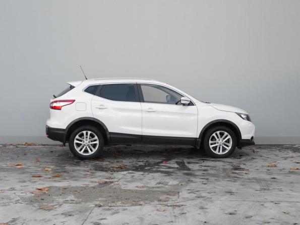 Nissan Qashqai II с пробегом 2016 года, цена 1 399 000 рублей, 234707 км, внедорожник, Автокод Объявления