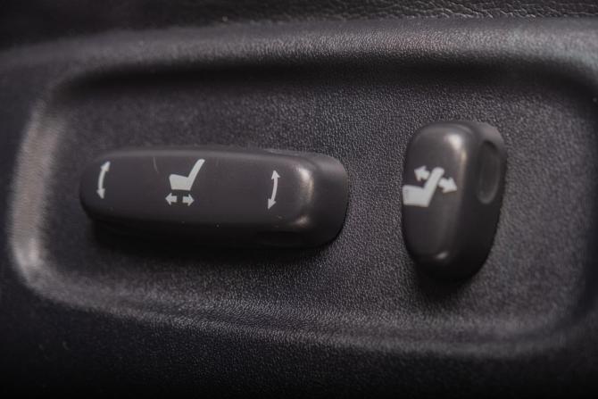 Toyota Land Cruiser 200 Series с пробегом 2011 года, цена 3 299 000 рублей, 268000 км, внедорожник, Автокод Объявления