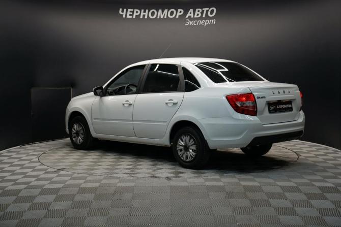 Lada (ВАЗ) Granta I Рестайлинг с пробегом 2024 года, цена 875 000 рублей, 36500 км, седан, Автокод Объявления