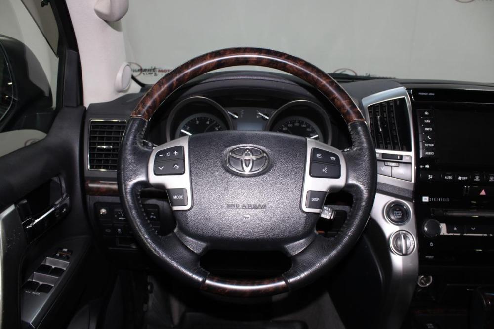 Toyota Land Cruiser 200 Series Рестайлинг 1 Владивосток  - изображение 24