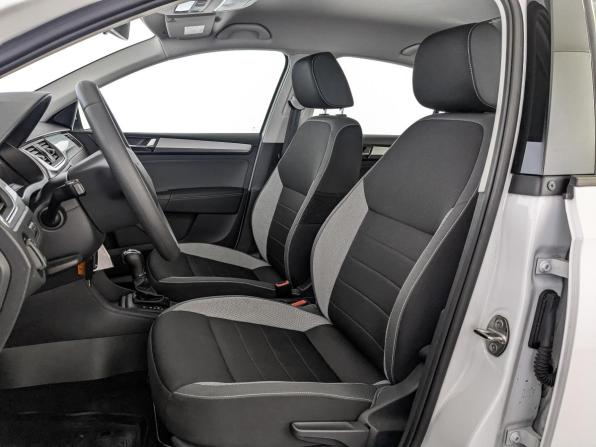 Skoda Rapid I Рестайлинг с пробегом 2019 года, цена 1 430 000 рублей, 50978 км, лифтбек, Автокод Объявления