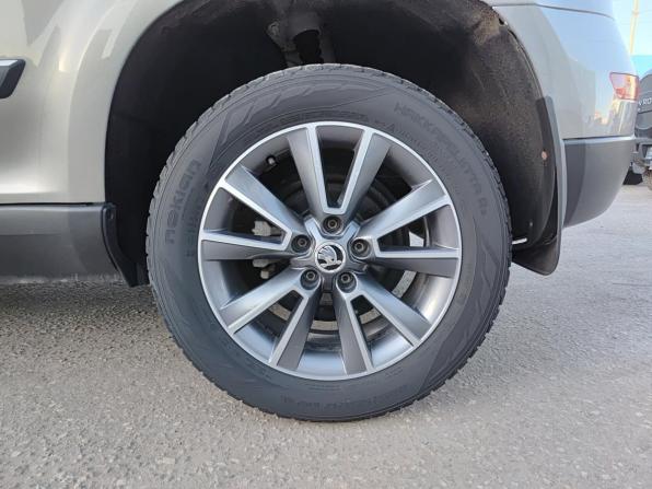 Skoda Yeti I Рестайлинг с пробегом 2016 года, цена 1 250 000 рублей, 163046 км, внедорожник, Автокод Объявления